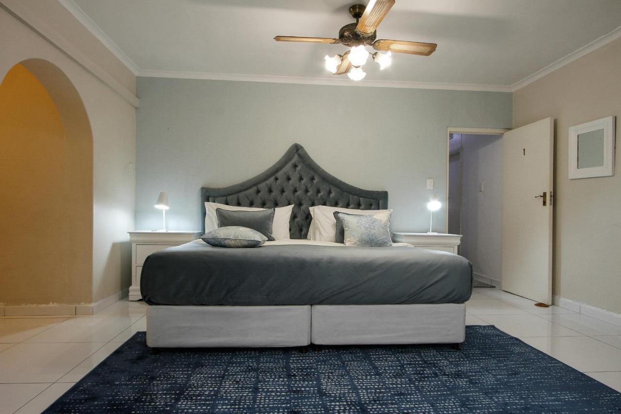 Blue Waves Lodge Umhlanga Rocks Extérieur photo